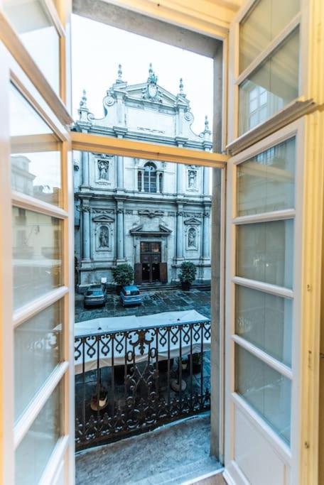 Apartment Grand Palace -centro Storico *